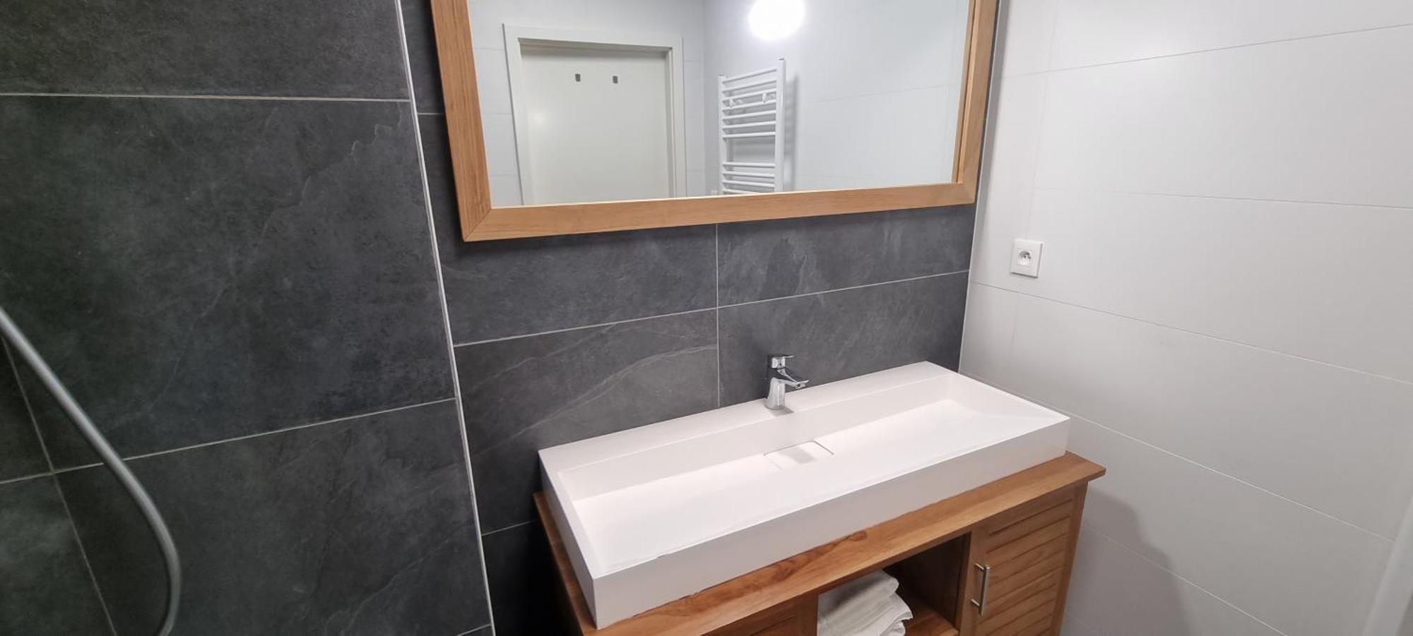 Bel Appartement Contemporain Avec Terrasse Climatisation Et Parking Payant En Option Страсбург Экстерьер фото
